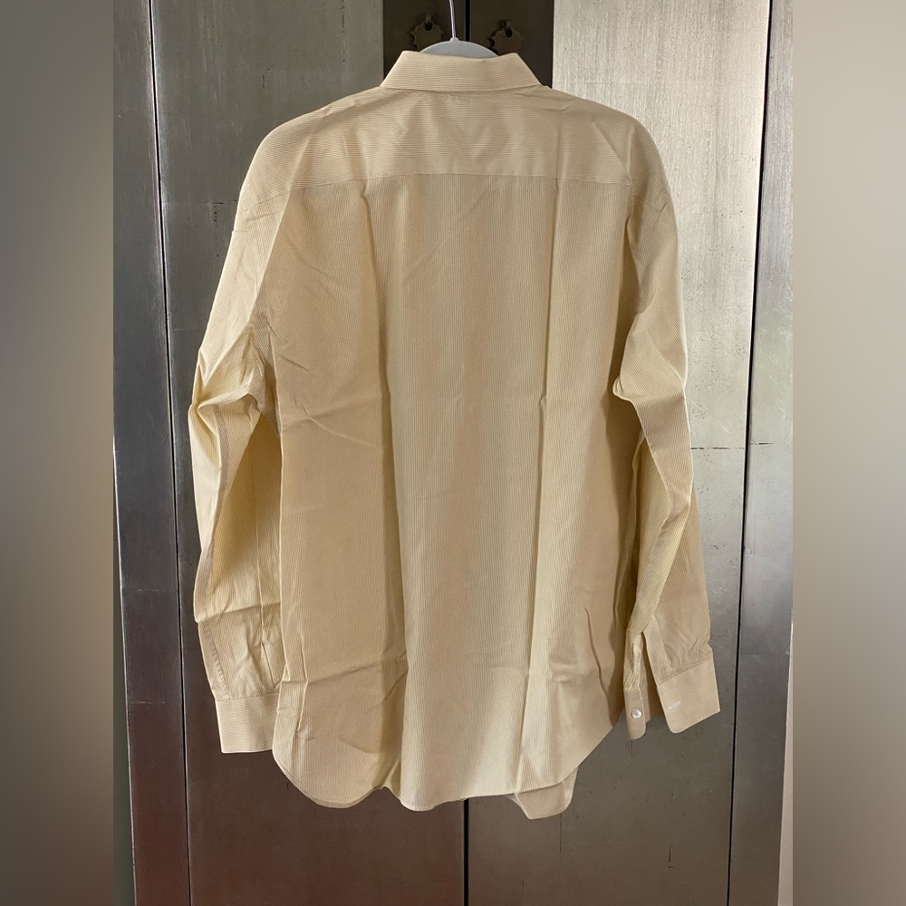 Shirt - Picture 2 of 5